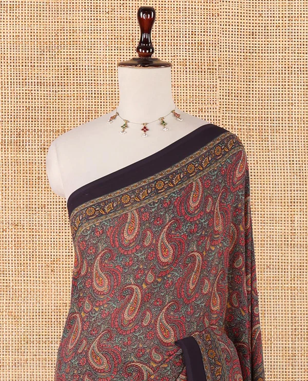 Maroon paisley design