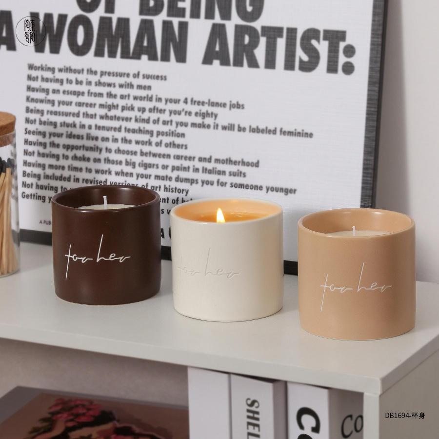 AIKUN Ceramic Jar Aromatherapy Candle – Luxury Soy Wax