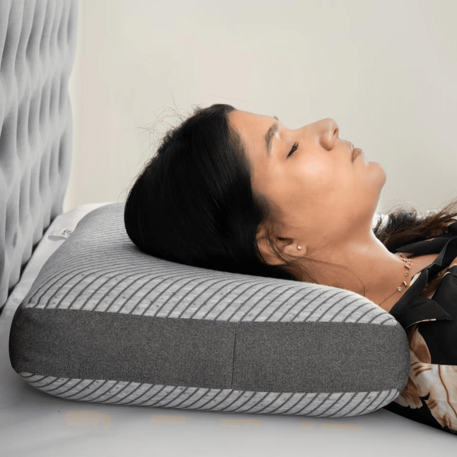 Orthopedic Memory Foam Sleeping Pillow | Small & Thick (21x15x5) Inch | Set of 1 | Enhanced Neck Support & Pain Relief | Machine Washable Cover | Light Grey