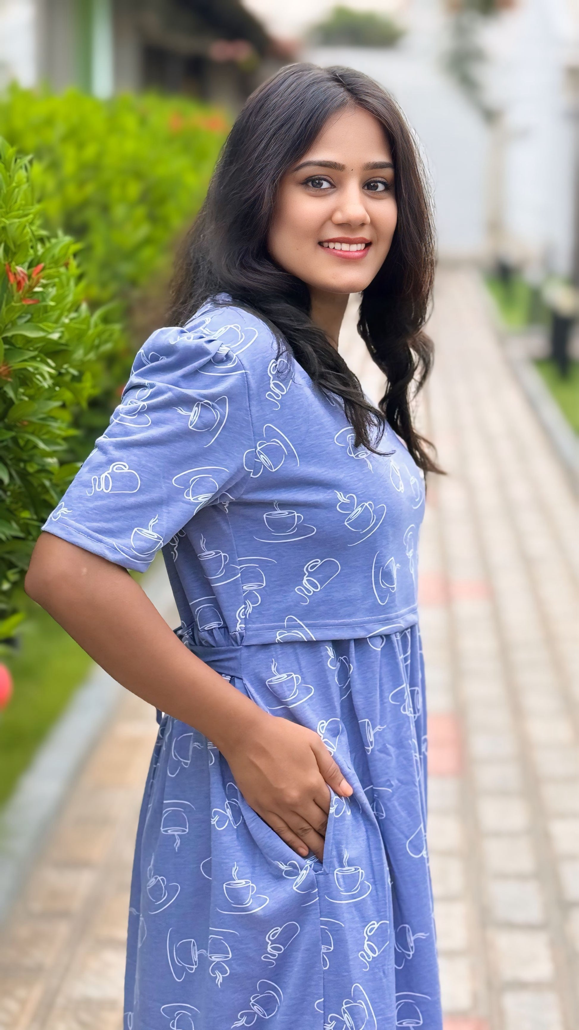 Zipless Maternity With Puff Style